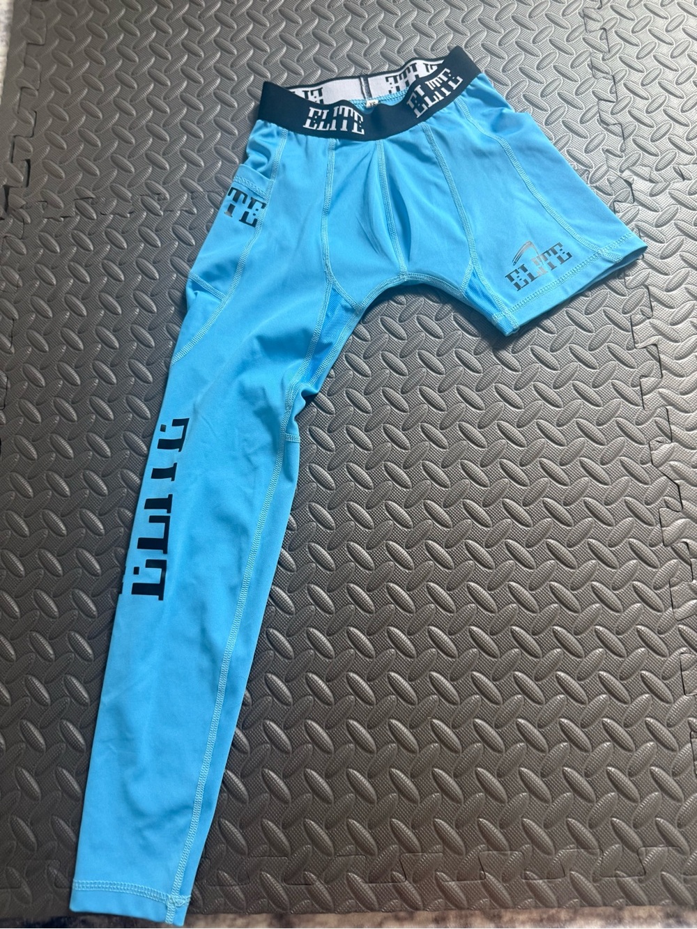 Basketball one leg tights